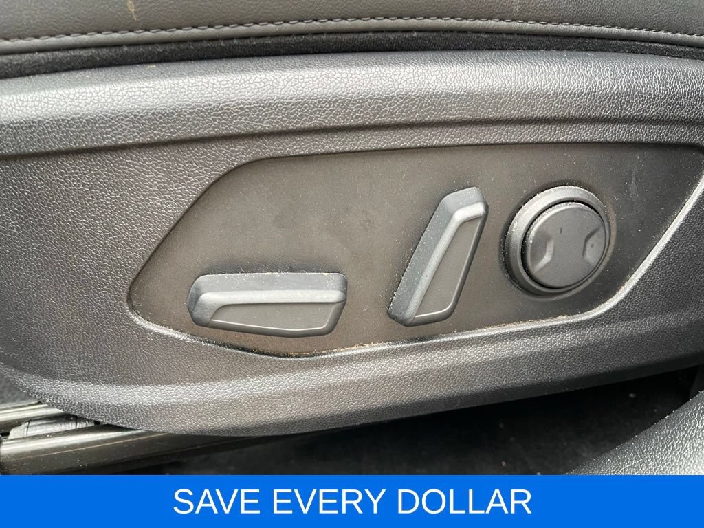Used 2025 Kia Sorento SX FWD image 22