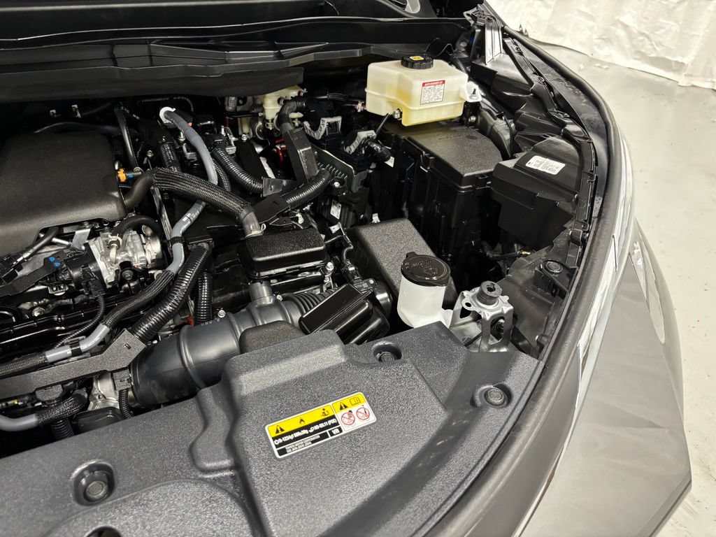 Used 2026 Toyota Sienna LE FWD image 72