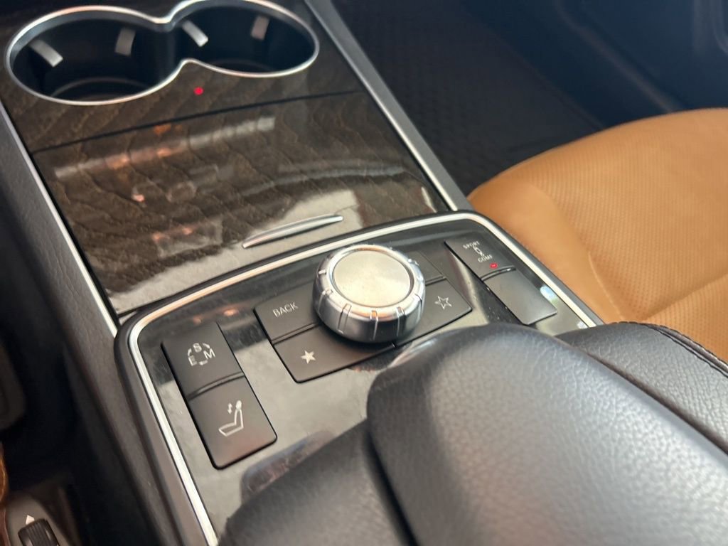 Used 2015 Mercedes-Benz E 550 Cabriolet image 51