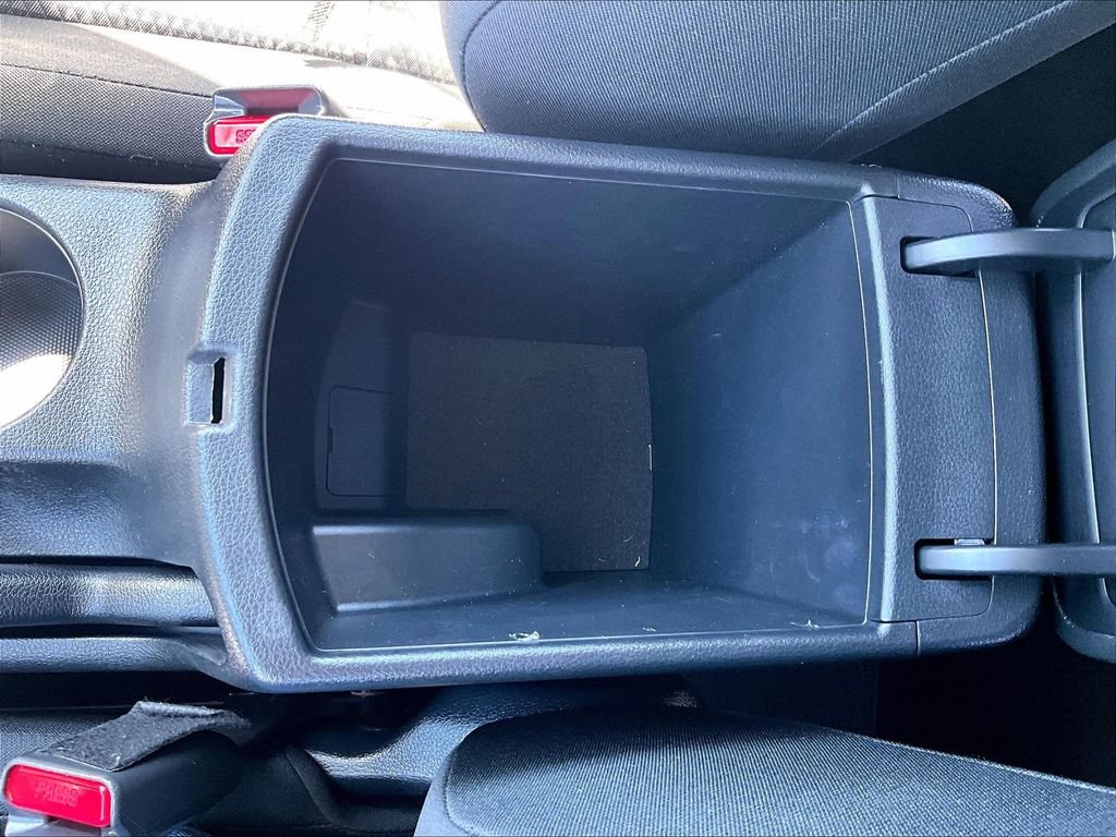 Used 2023 Kia Soul LX w/ Option Group 015 FWD image 33