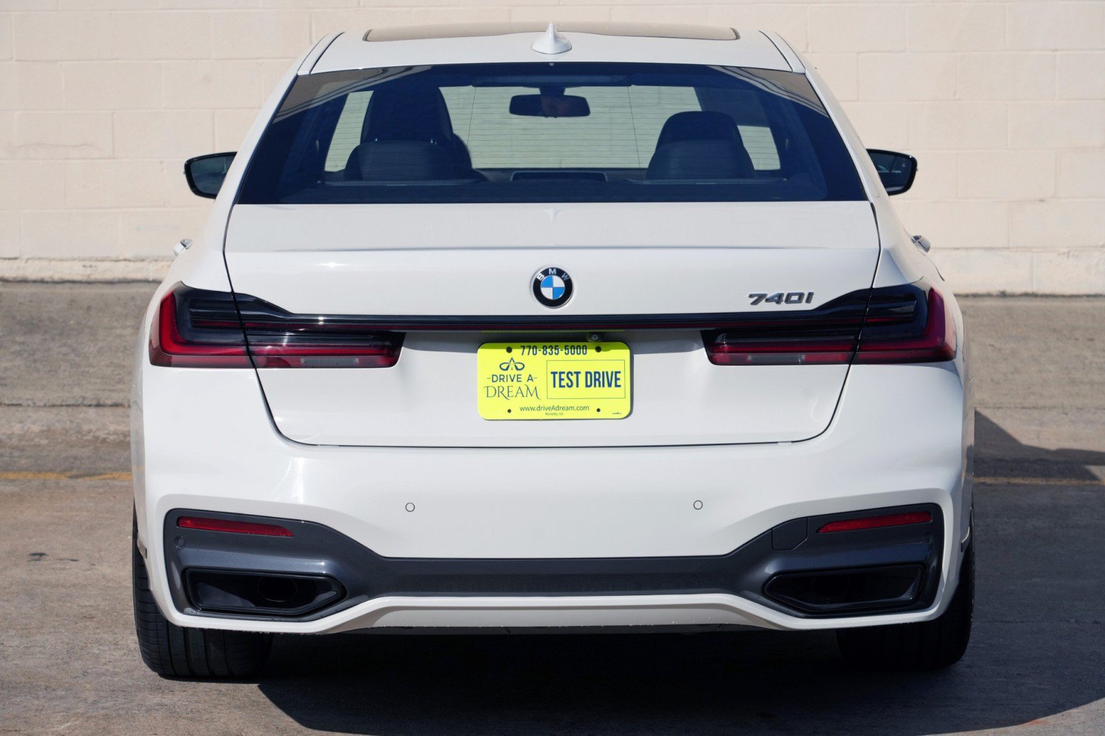 Used 2022 BMW 740i w/ M Sport Package RWD image 58