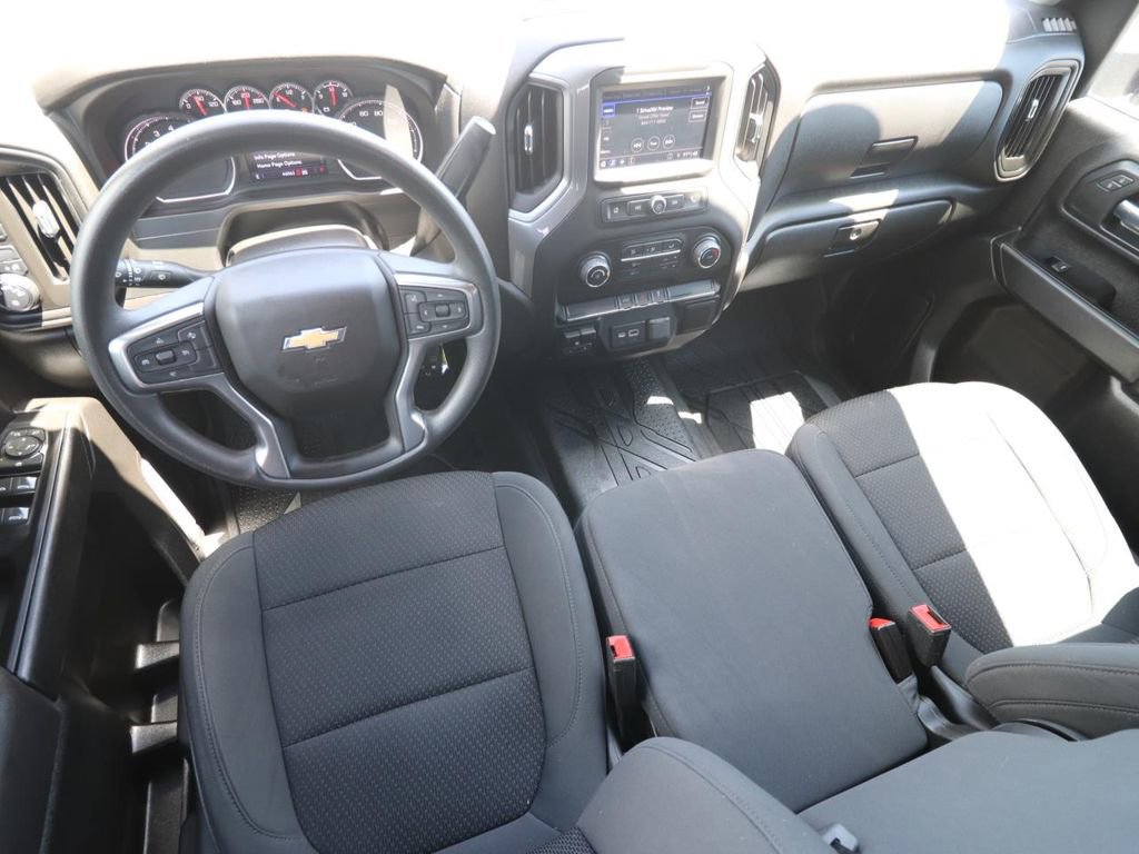 Used 2022 Chevrolet Silverado 2500 Custom w/ Custom Convenience Package AWD/4WD image 6