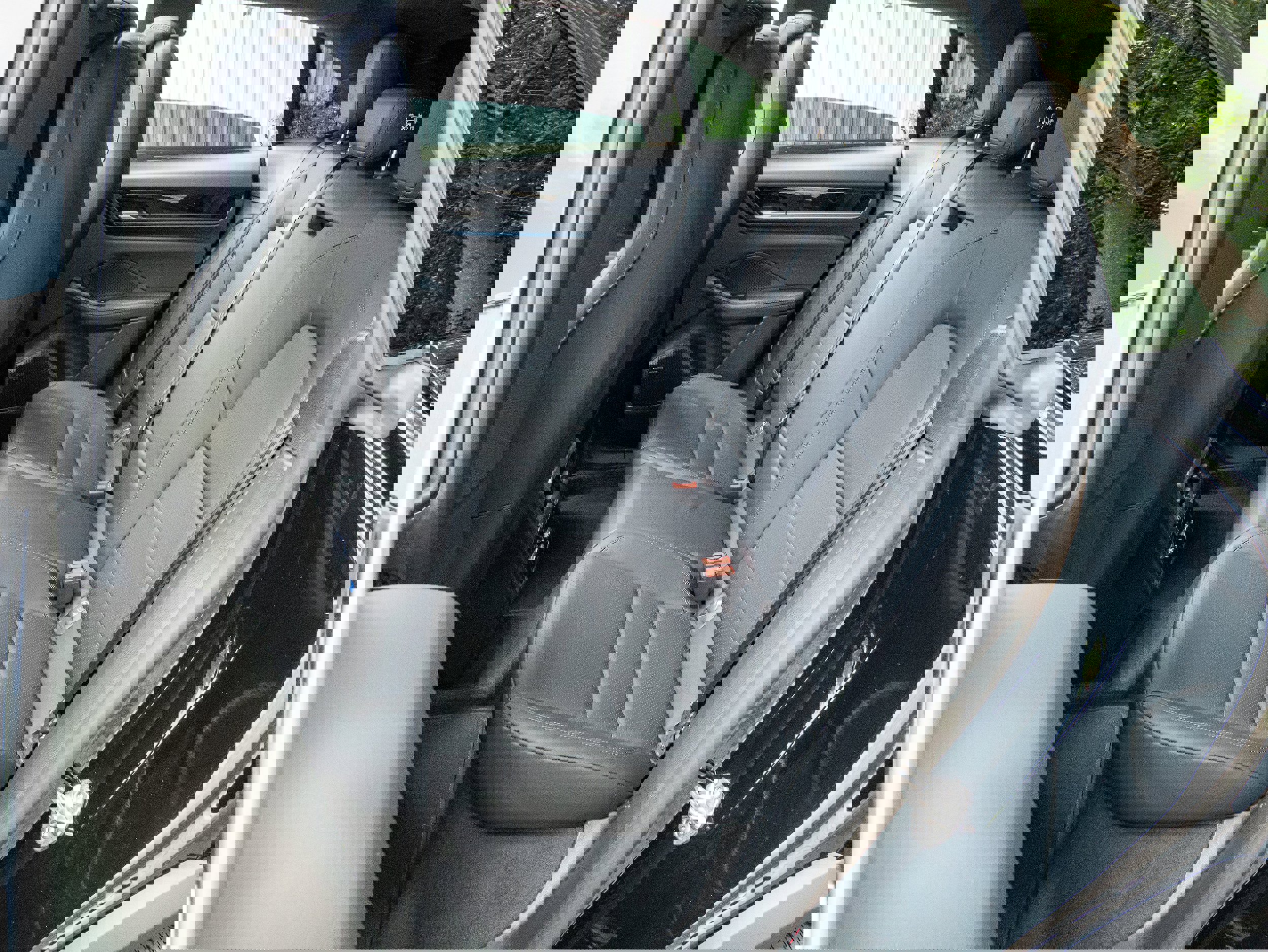 New 2025 Porsche Macan 4 Electric image 31