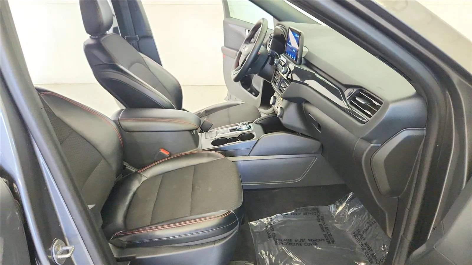 Used 2024 Ford Escape ST-Line FWD image 28