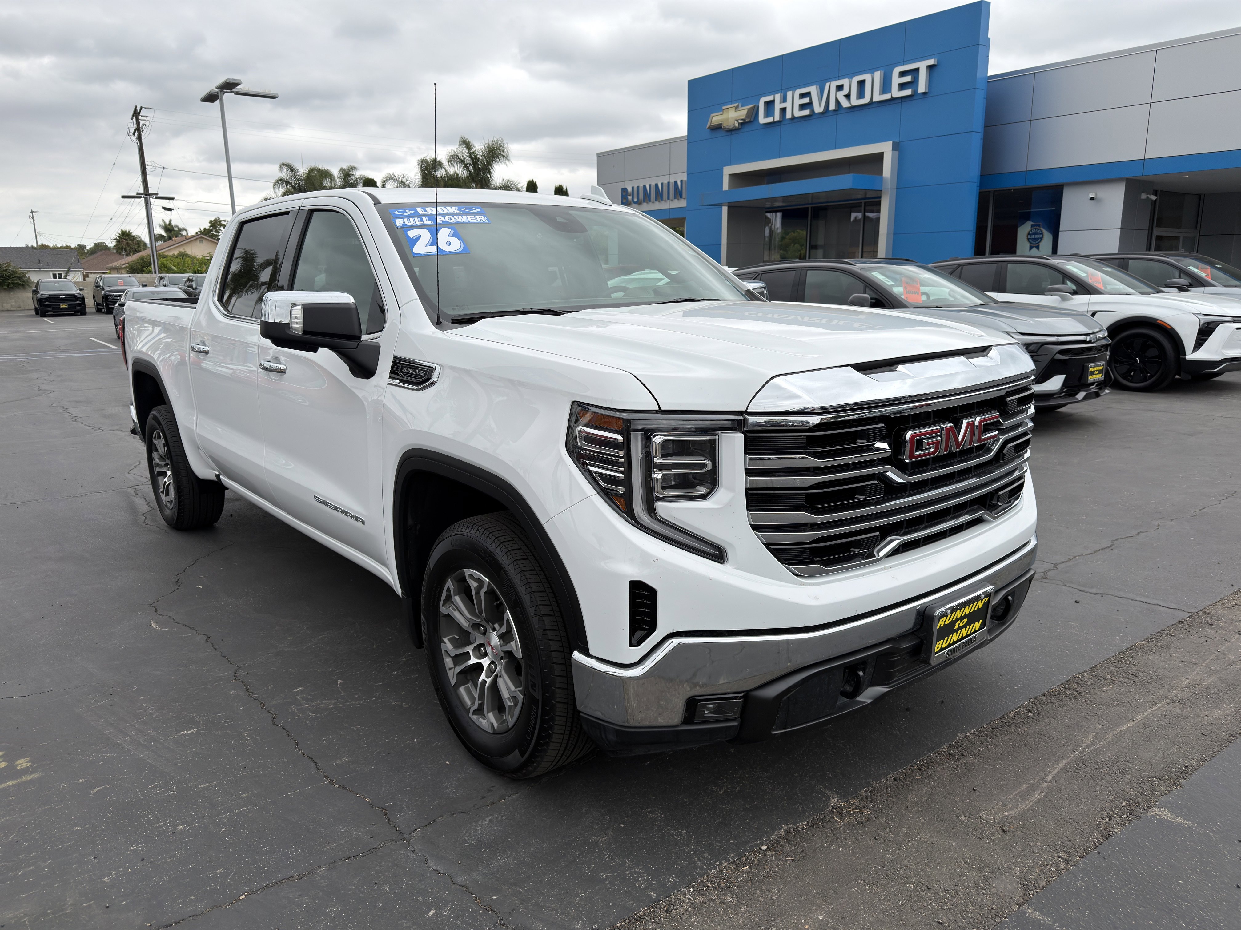Used 2026 GMC Sierra 1500 SLT RWD image 2