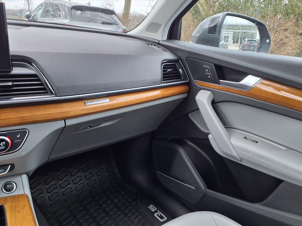Used 2023 Audi Q5 2.0T Premium Plus w/ Premium Plus Package AWD/4WD image 20