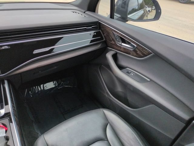 Used 2021 Audi Q7 3.0T Premium AWD/4WD image 19