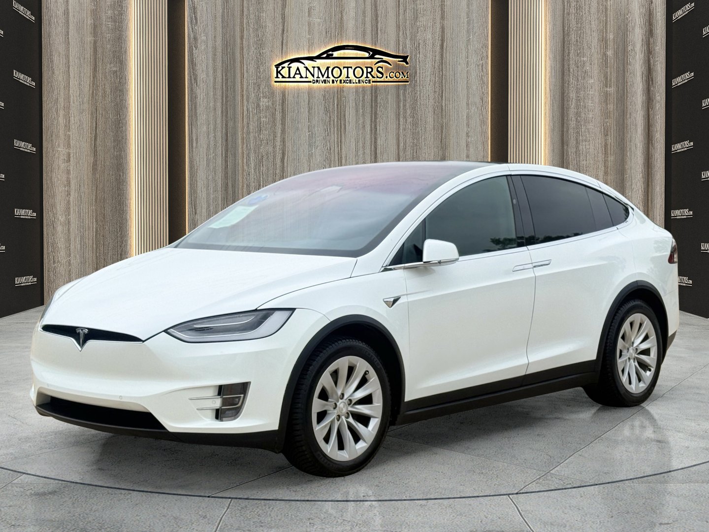 Used 2020 Tesla Model X Long Range AWD/4WD image 2