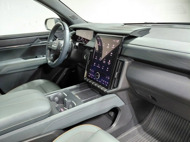 Certified 2024 GMC Acadia AT4 w/ Super Cruise Package image 32