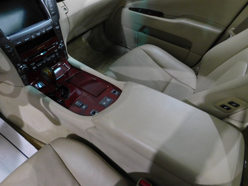 Used 2008 Lexus LS 460 image 59