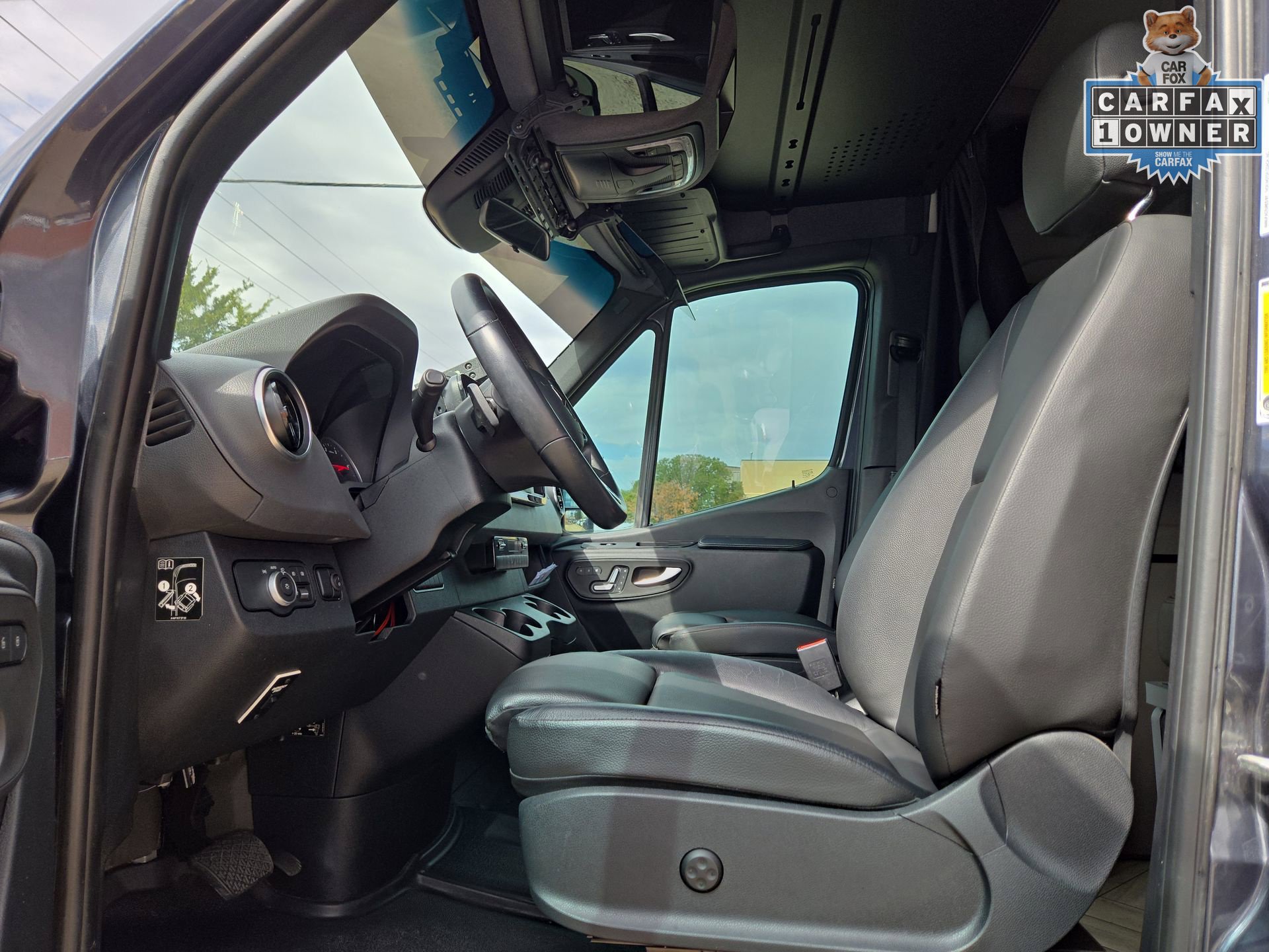 Used 2022 Mercedes-Benz Sprinter 2500 image 16