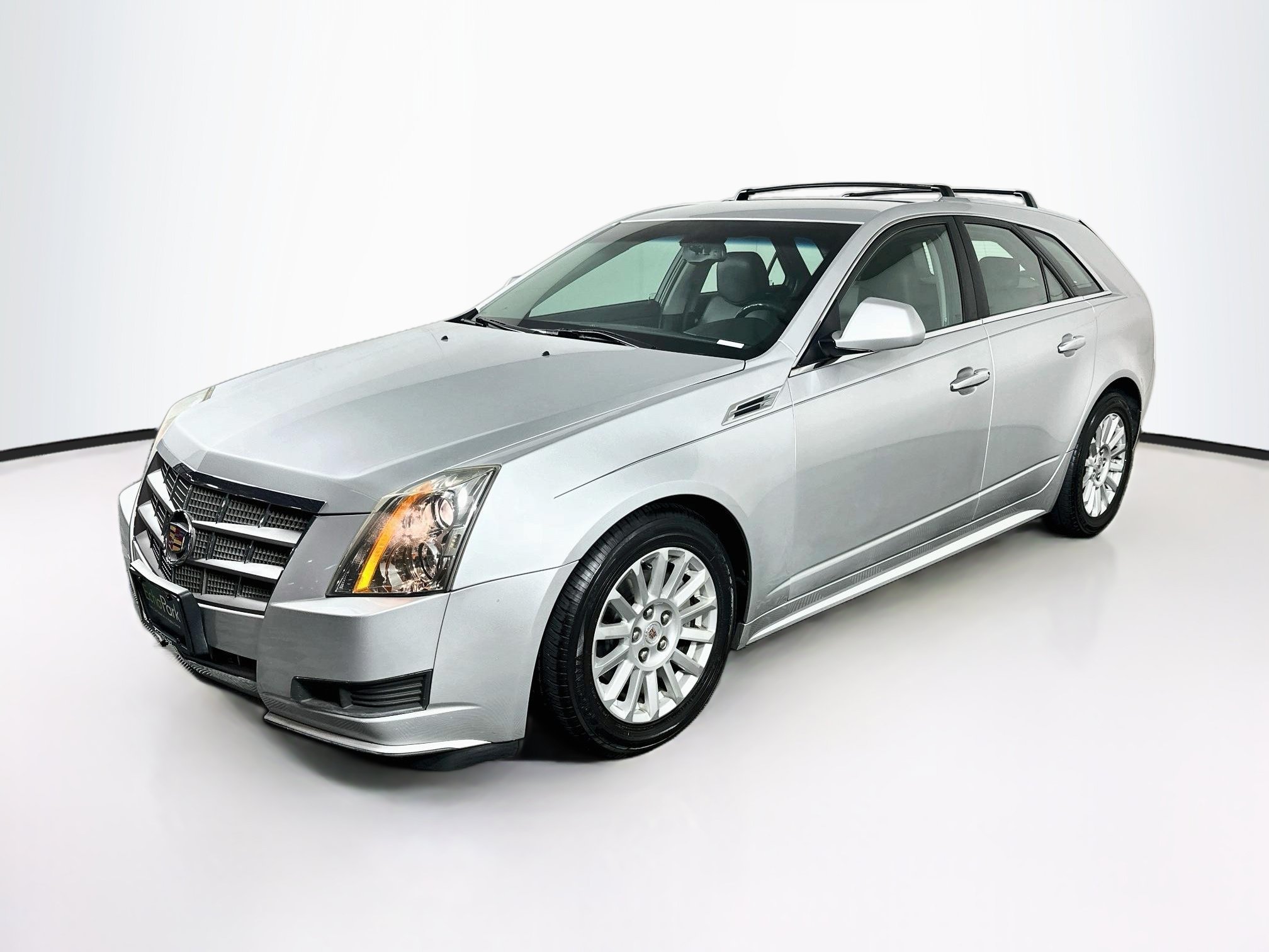 Used 2010 Cadillac CTS Wagon RWD image 3