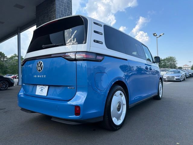 Used 2025 Volkswagen ID. Buzz 1st Edition AWD/4WD image 7