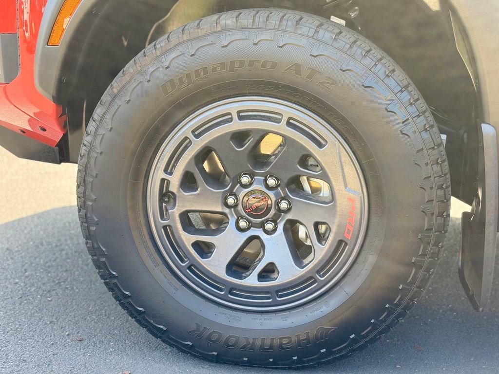 Used 2025 Nissan Frontier PRO-4X w/ Pro Premium Package AWD/4WD image 9