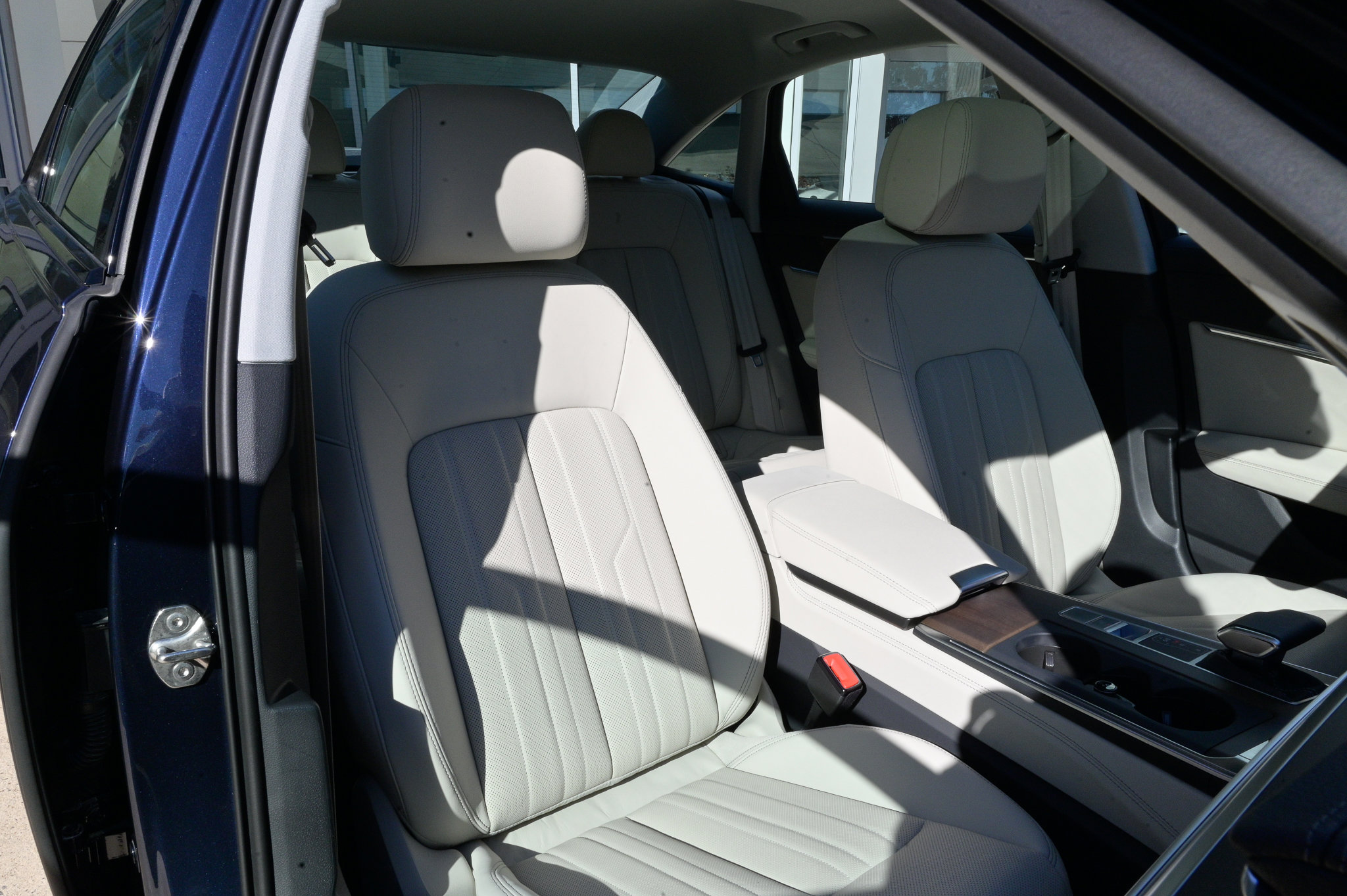 Used 2025 Audi A6 Premium Plus image 53