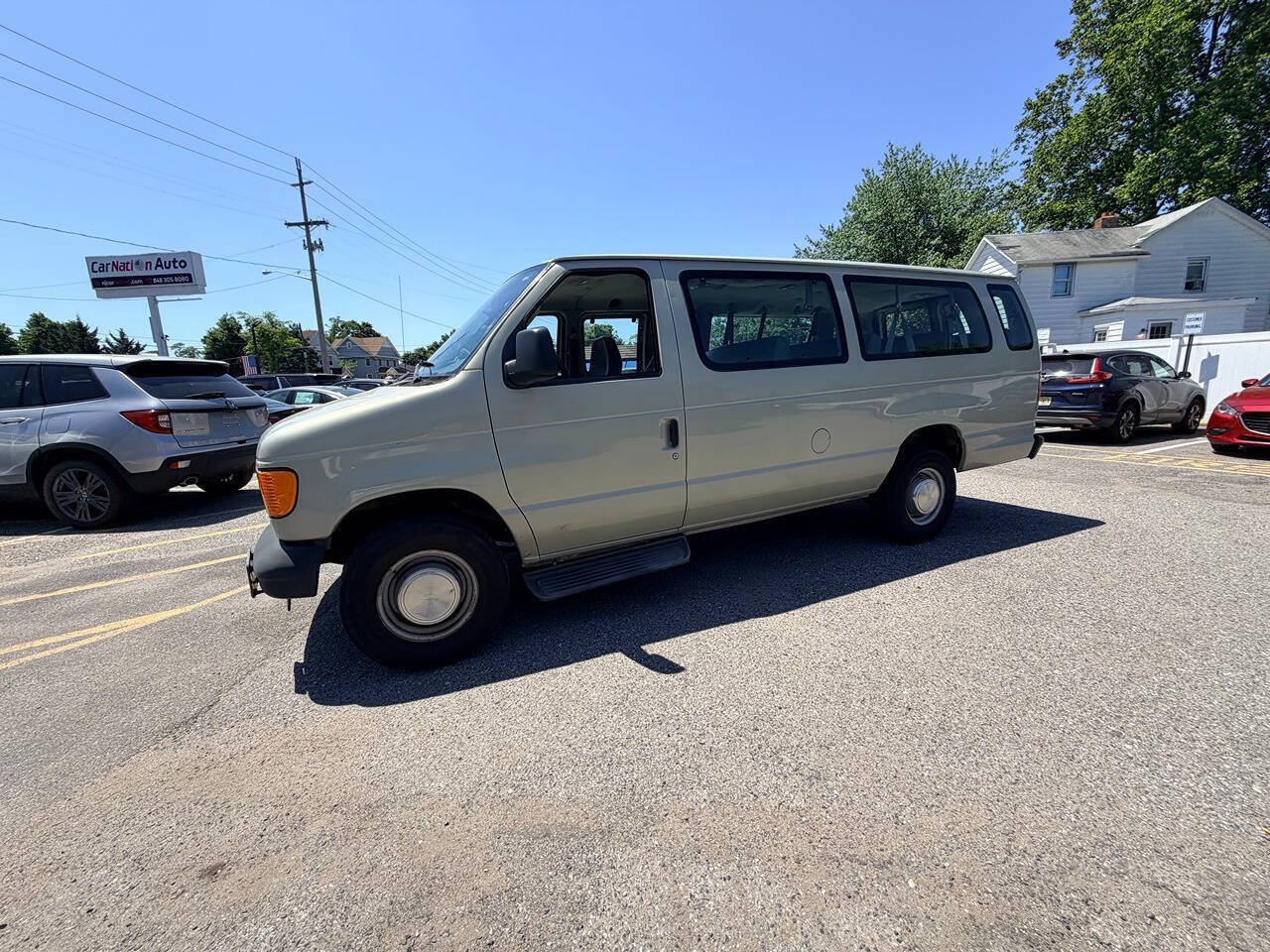 Used 2006 Ford E-350 and Econoline 350 XL RWD image 29