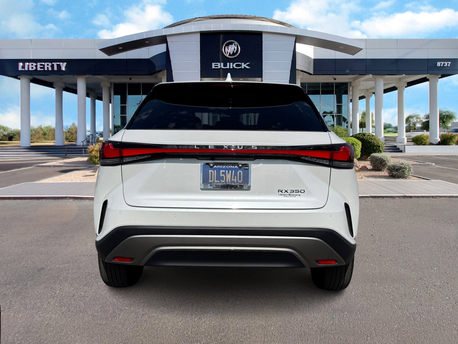 Used 2024 Lexus RX 350 FWD image 4