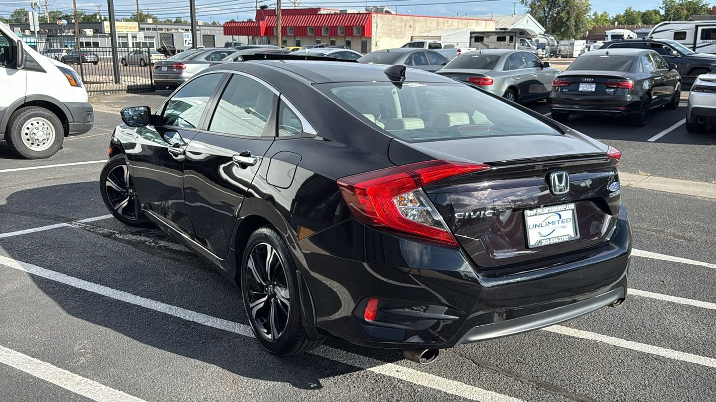 Used 2018 Honda Civic Touring image 5
