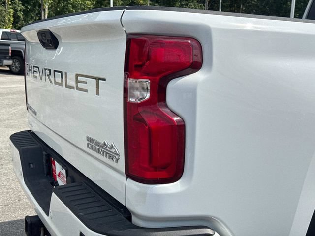 Used 2024 Chevrolet Silverado 3500 High Country w/ High Country Premium Package AWD/4WD image 13