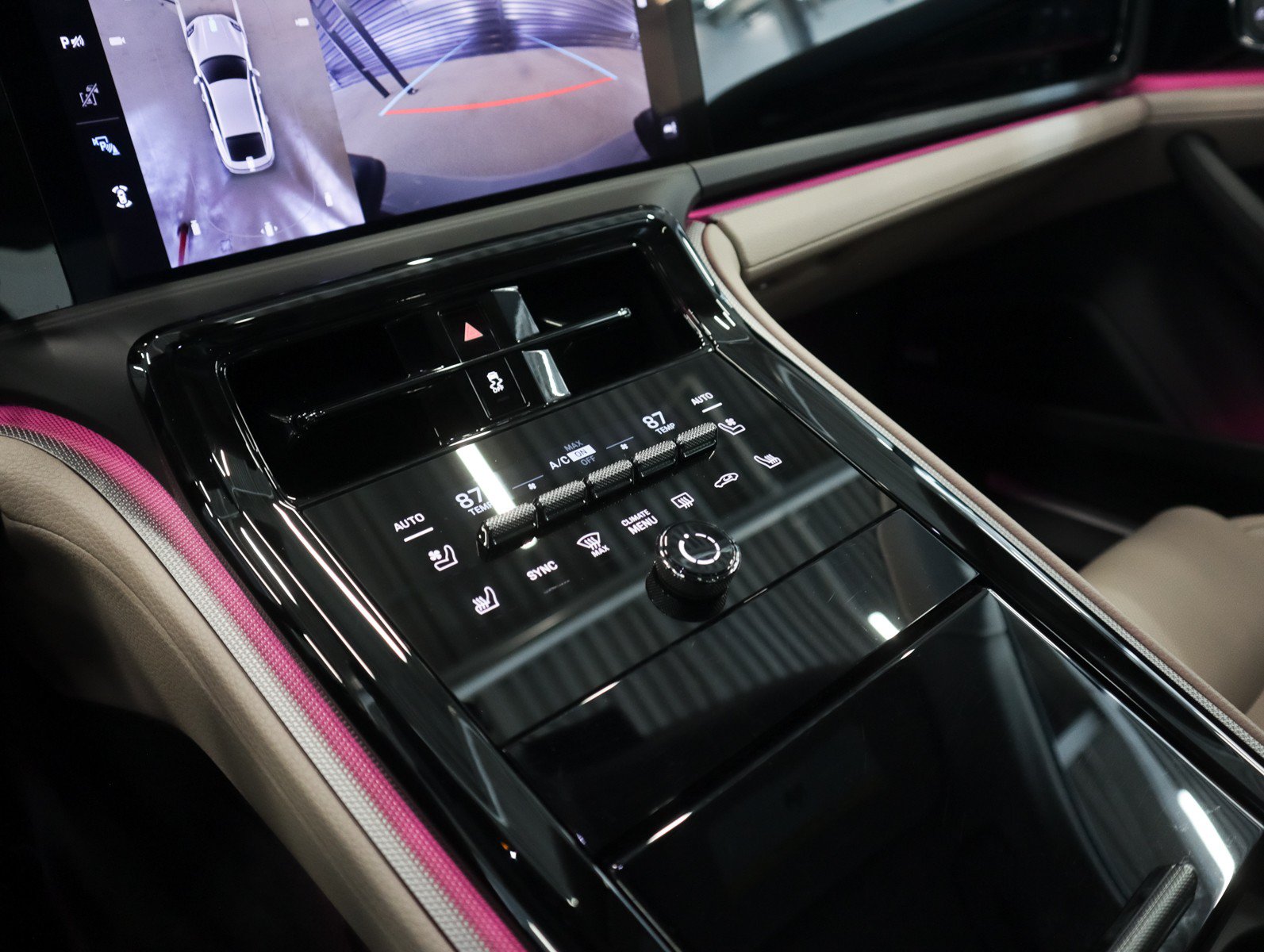 Certified 2026 Porsche Panamera RWD image 19