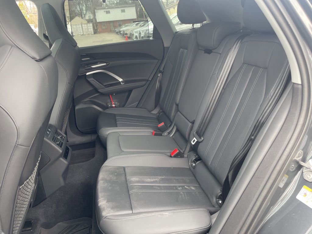 Used 2025 Audi Q5 Premium Plus w/ Premium Plus image 10