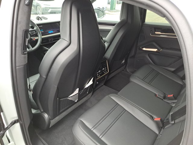 New 2026 Porsche Cayenne Turbo GT image 20