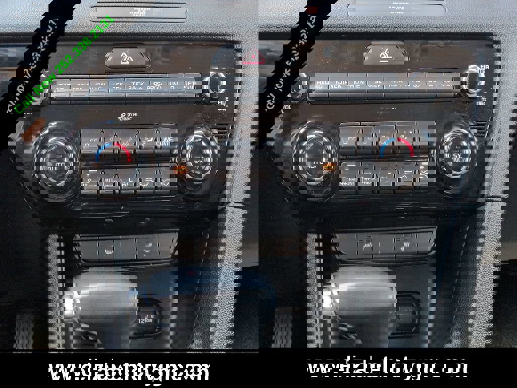 Used 2018 Kia Sportage EX image 13