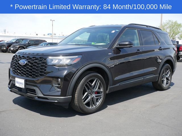 Used 2025 Ford Explorer ST-Line w/ ST-Line Street Pack AWD/4WD image 2