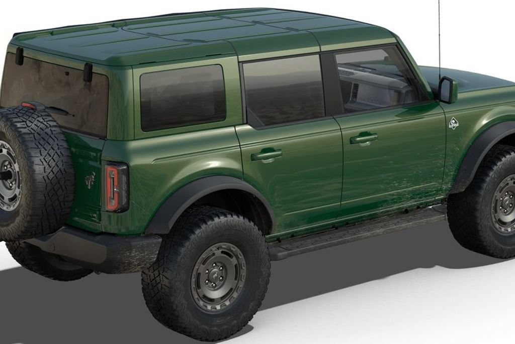 New 2025 Ford Bronco Outer Banks w/ Sasquatch Package AWD/4WD image 3