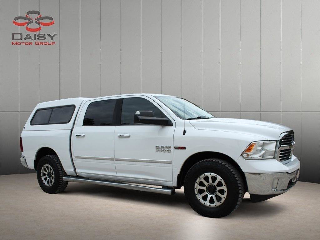 Used 2015 RAM 1500 Lone Star AWD/4WD image 3
