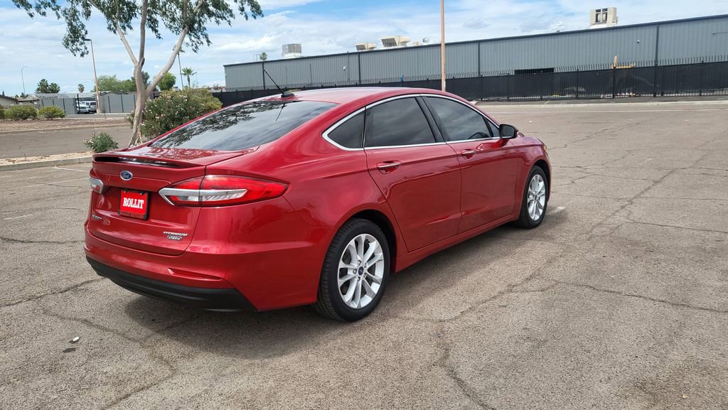 Used 2020 Ford Fusion Energi Titanium FWD image 9