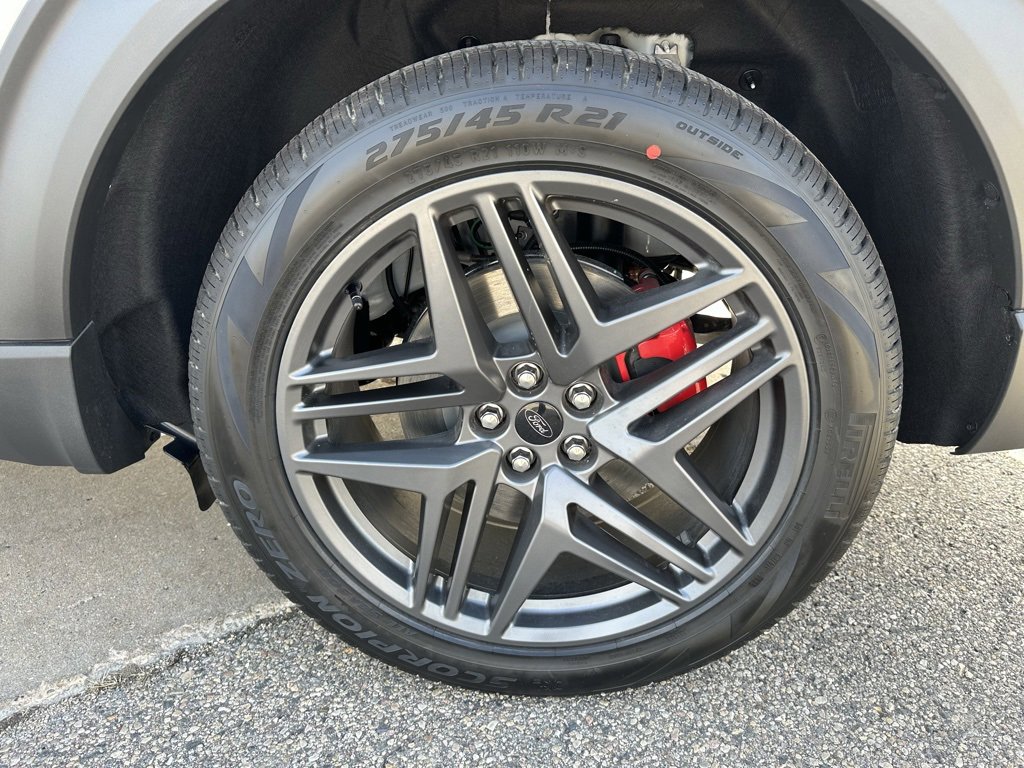 New 2025 Ford Explorer ST w/ Sun And Sound Package image 7