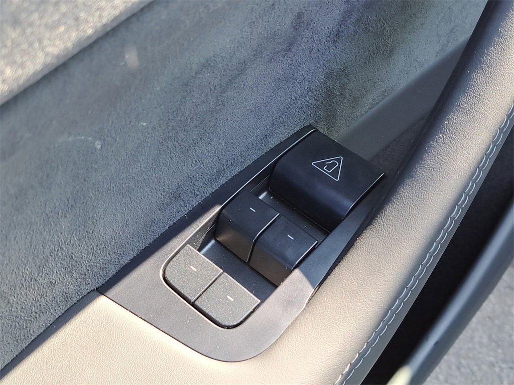 Used 2026 Tesla Model Y 2WD image 23