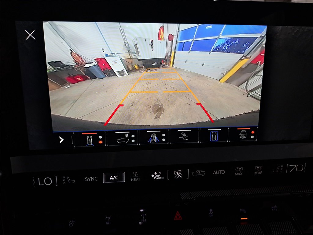 New 2025 GMC Hummer EV 2X w/ Extreme Off-Road Package image 23