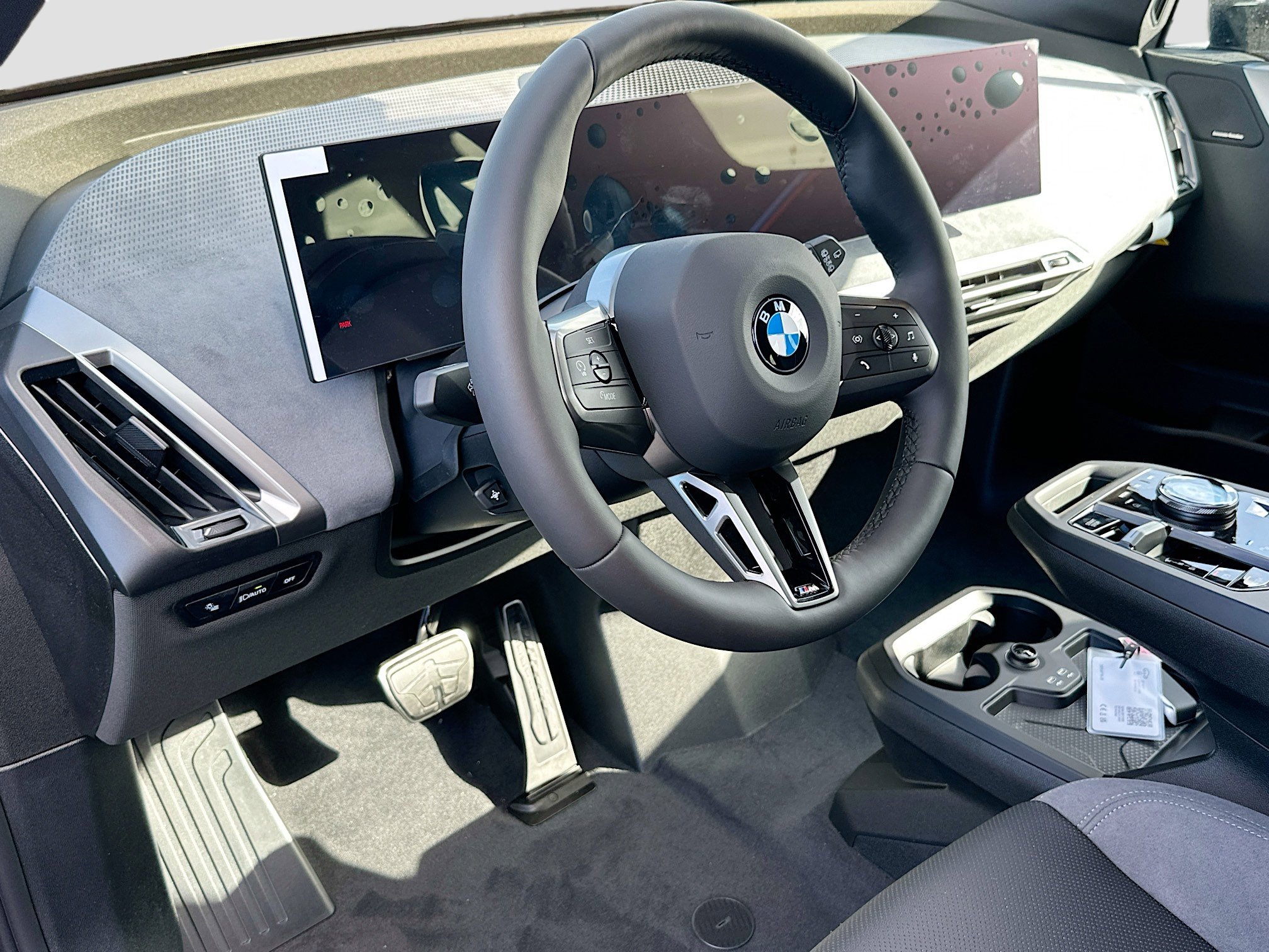 New 2026 BMW iX xDrive45 w/ M Sport Package image 7