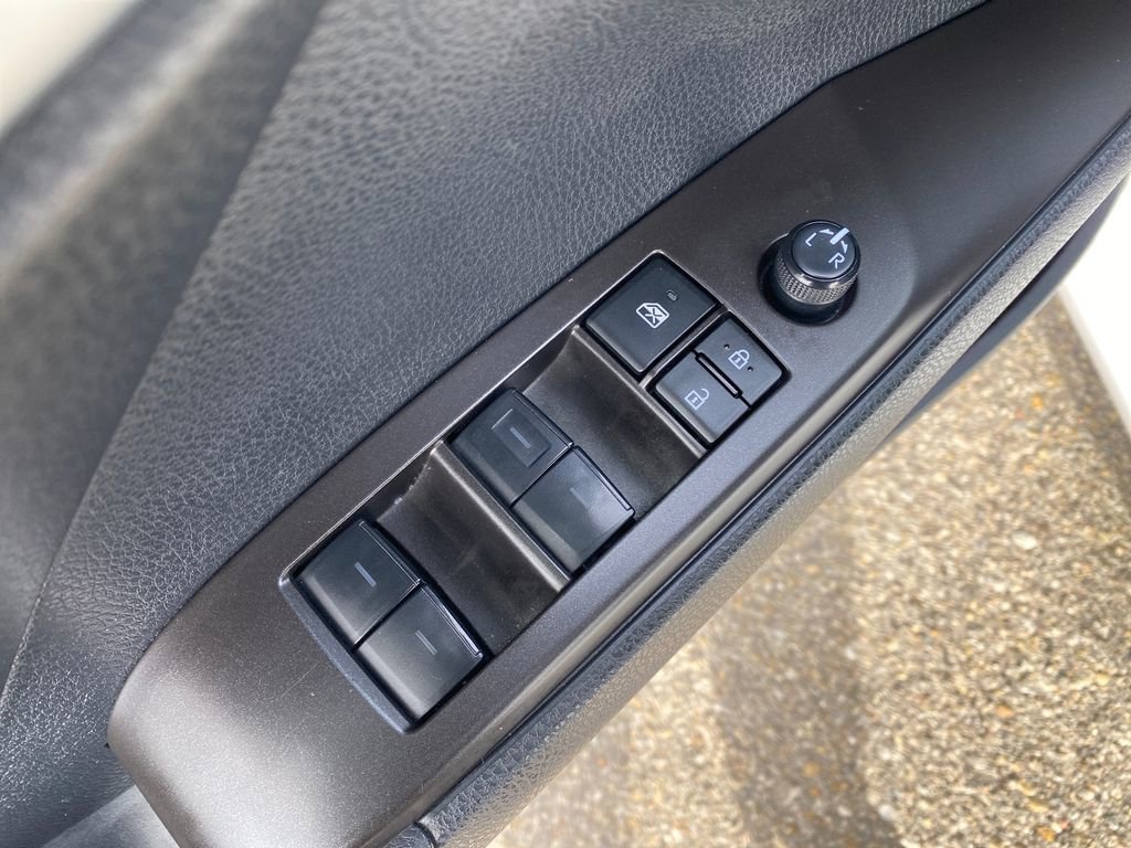 Used 2024 Toyota Camry LE image 12