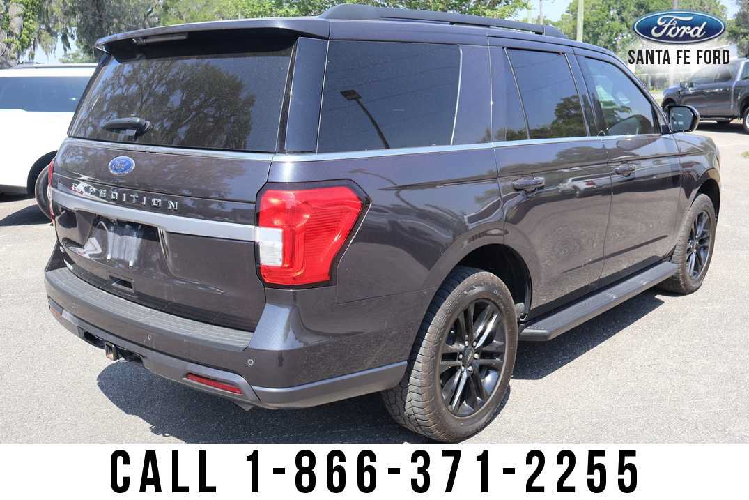 Used 2024 Ford Expedition XLT AWD/4WD image 4