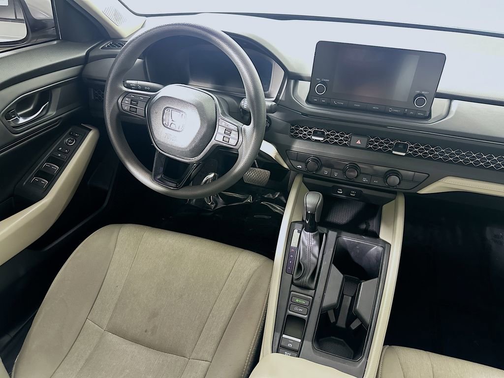 Used 2024 Honda Accord EX image 17
