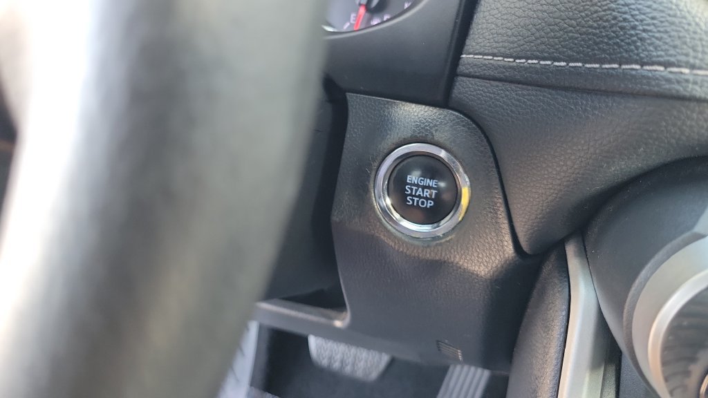 Used 2022 Toyota RAV4 XLE FWD image 21