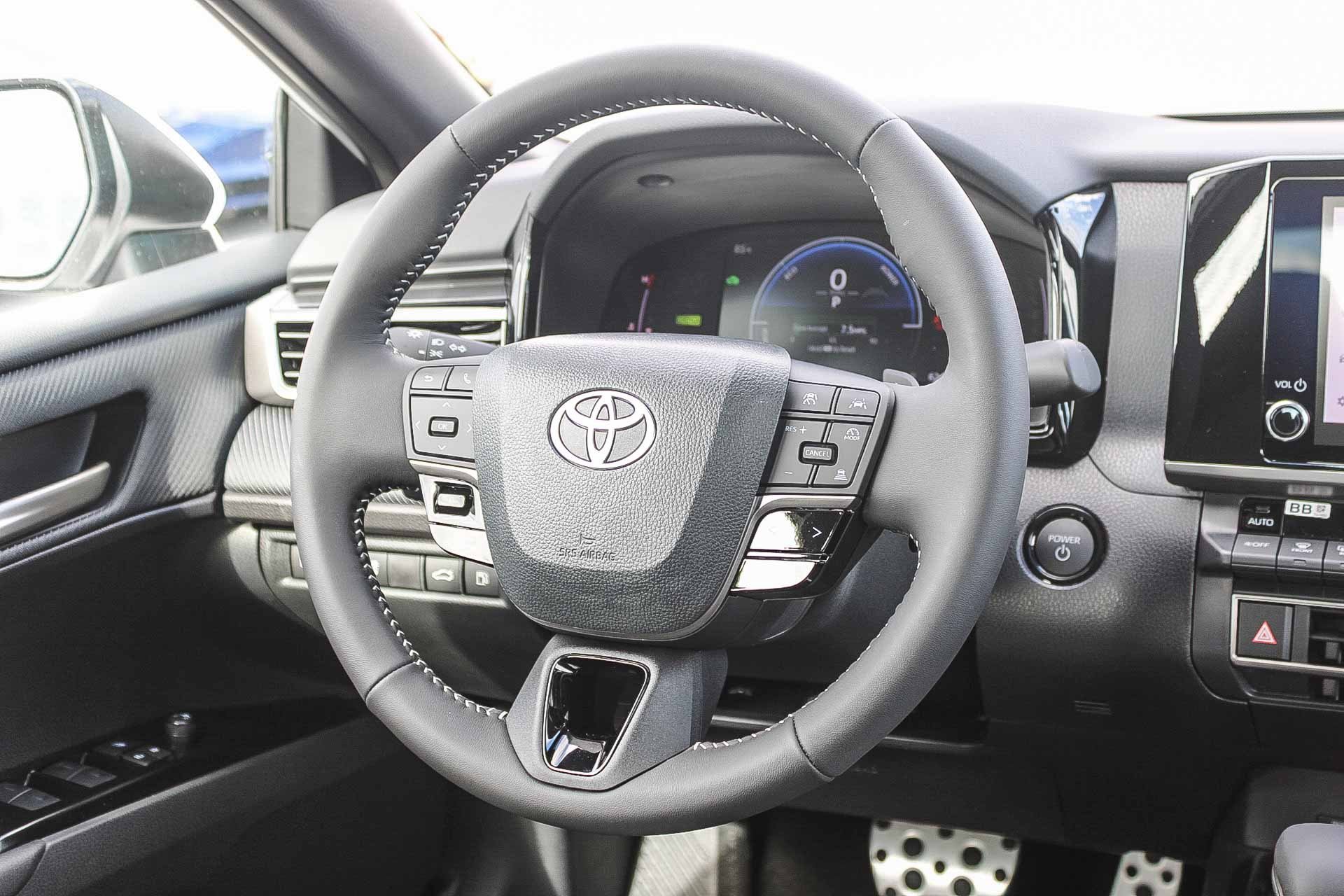 New 2026 Toyota Camry SE image 18