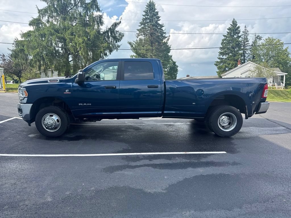 Used 2023 RAM 3500 Big Horn w/ Level 1 Equipment Group AWD/4WD image 4