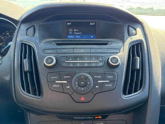 Used 2016 Ford Focus SE FWD image 27