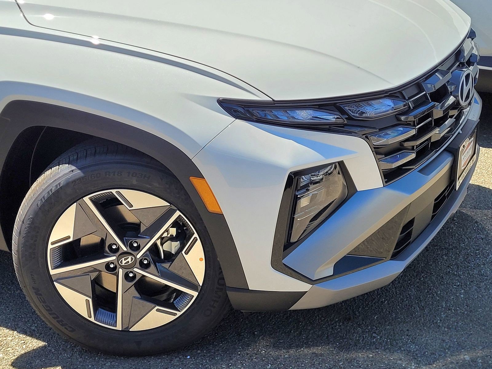 New 2025 Hyundai Tucson SEL image 3