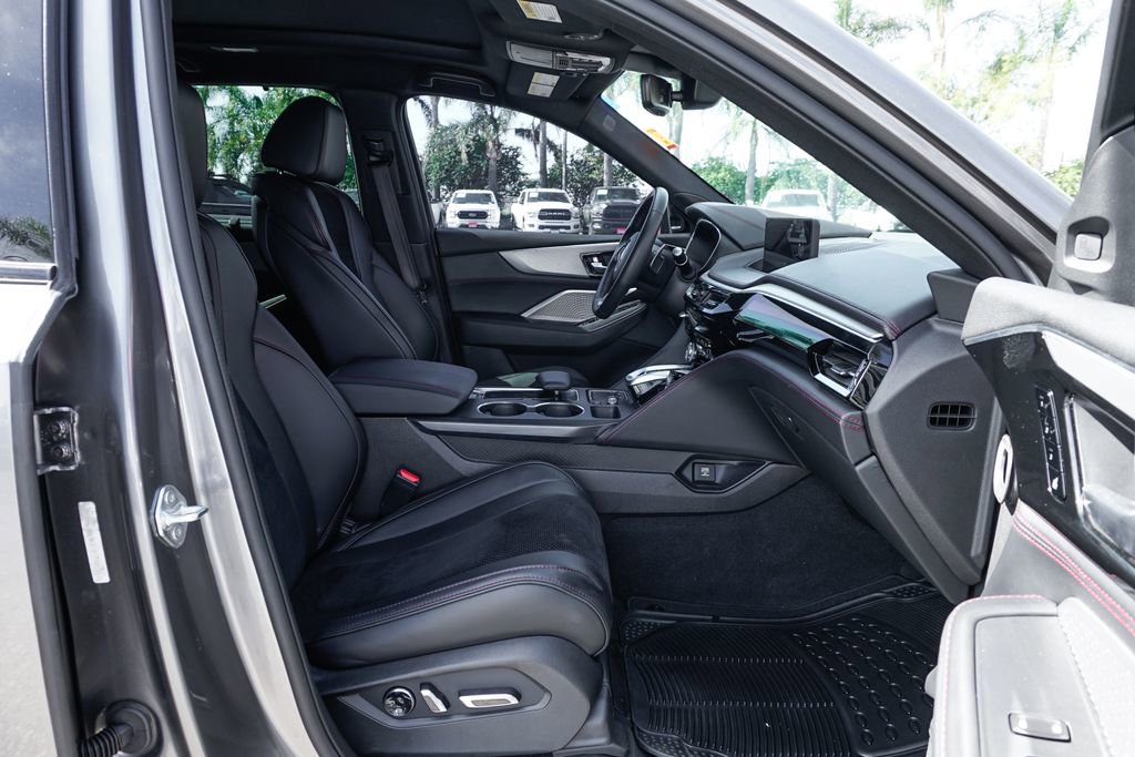 Used 2023 Acura MDX A-Spec image 47