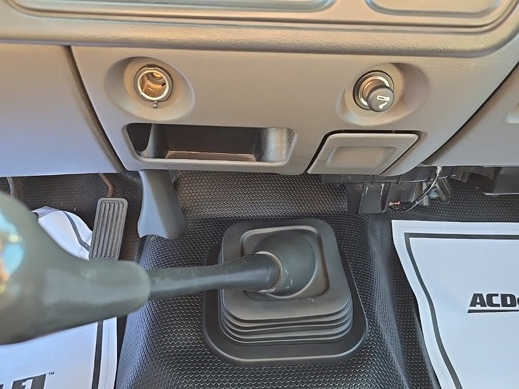 Used 2006 Chevrolet Silverado 1500 W/T image 16