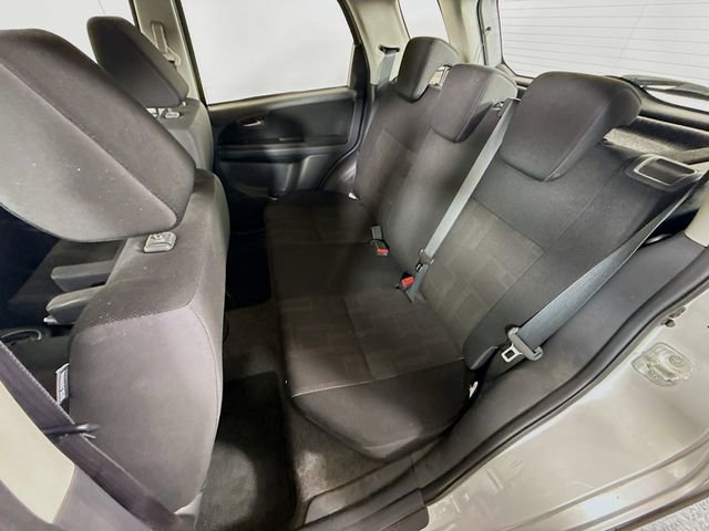 Used 2010 Suzuki SX4 AWD Hatchback image 22