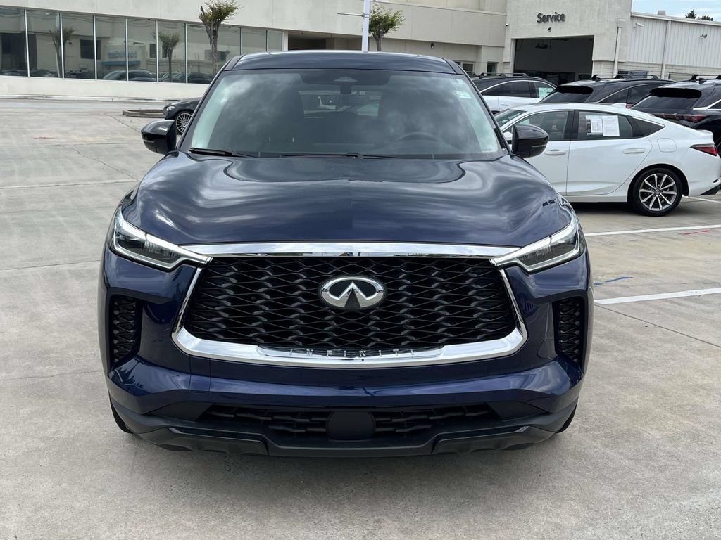 Used 2025 INFINITI QX60 Pure w/ Cargo Package FWD image 8