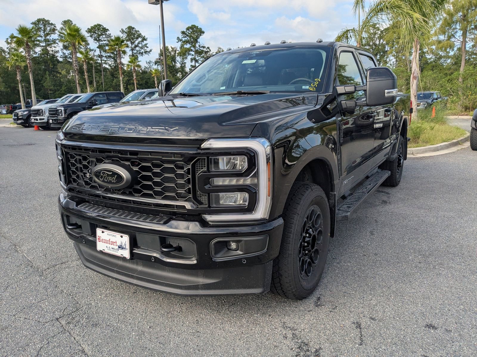 New 2025 Ford F350 Lariat w/ Lariat Ultimate Package image 8