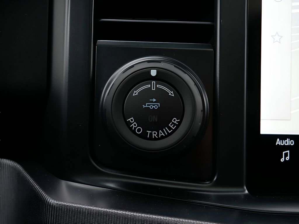 Used 2025 Ford F450 Platinum image 27