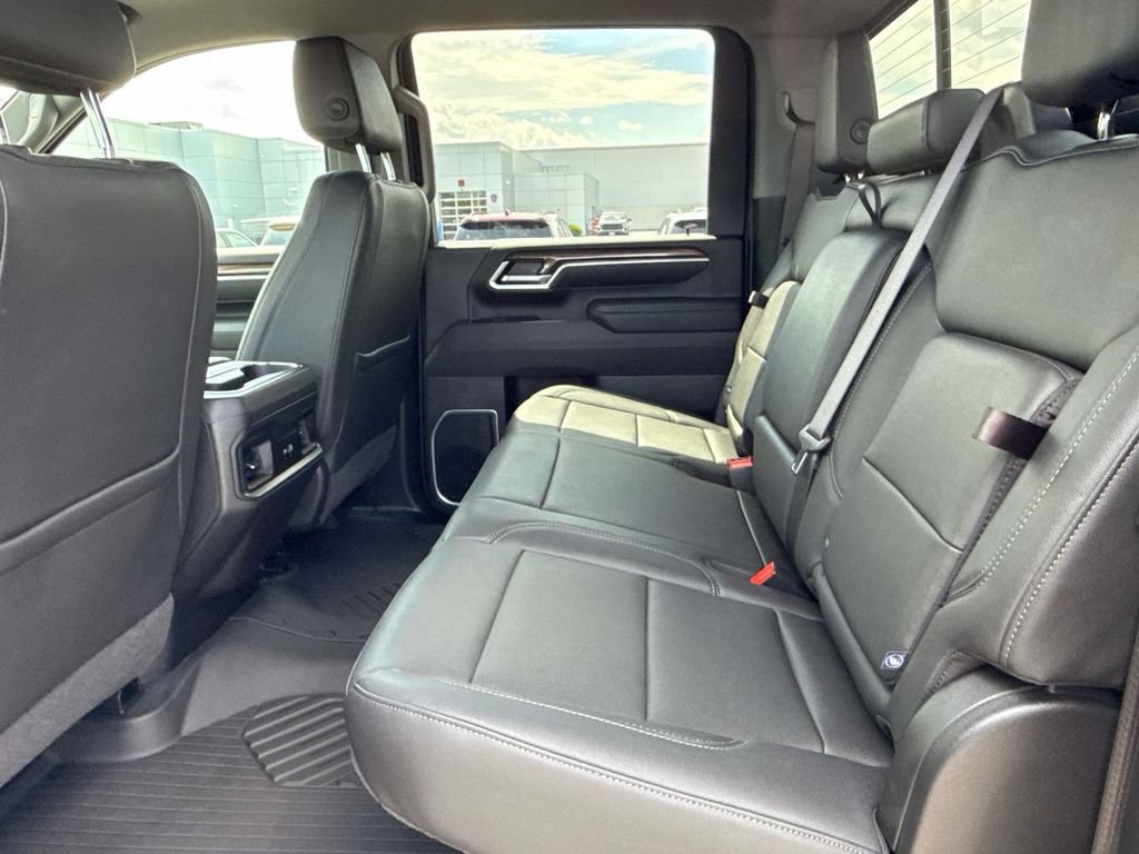 New 2026 Chevrolet Silverado 3500 LT w/ Leather Package AWD/4WD image 10